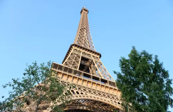 Cmo es el departamento secreto ubicado en la punta de la Torre Eiffel y cunto cuesta conocerlo