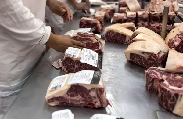 Cuáles son los cortes de carne que bajarán su precio para las Fiestas