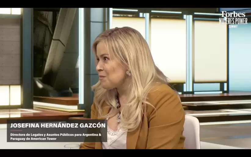 Josefina Hernandez Gazcon, Directora de Legales y Asuntos Públicos para Argentina & Paraguay de American Tower