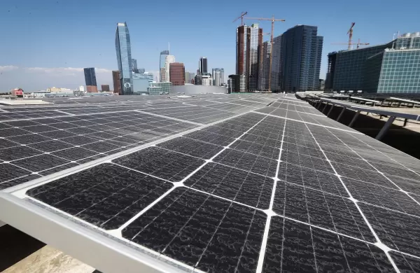 Qué tiene que hacer EE.UU para alimentar el 40% de su consumo solo con energía solar