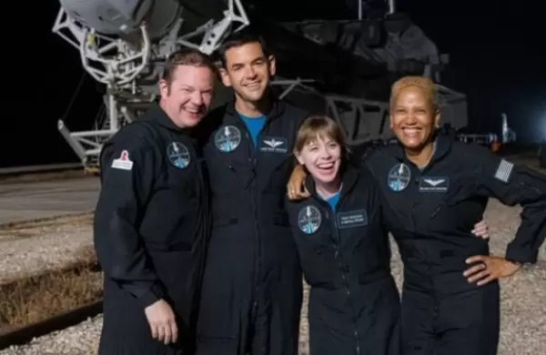 Cmo ser el vuelo al espacio de tres das y con tripulacin civil de la empresa de Elon Musk