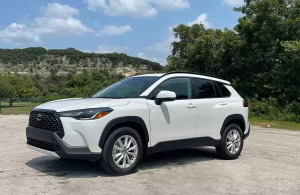 Forbes pone a prueba a la Toyota Corolla Cross 2022