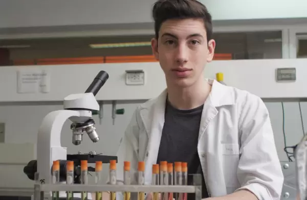 Quién es el joven argentino elegido por Harvard como uno de los 100 líderes del futuro