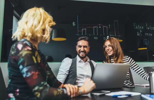 Qué están haciendo las empresas para acortar la brecha de género