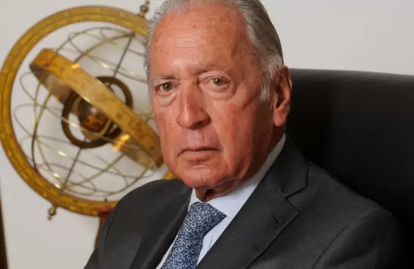 La UIA advirtió que la devaluación sumó "incertidumbre" y las empresas apuestan al nuevo gobierno en 2024