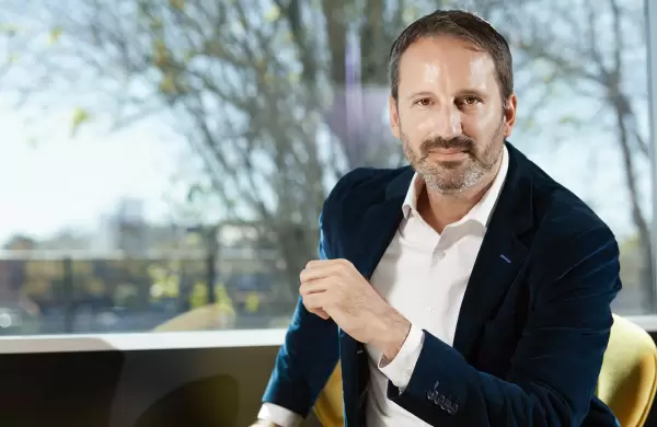 Nicolás Vaquer, CEO de Pfizer: "En los próximos tres meses traeremos 19,5 millones de vacunas"