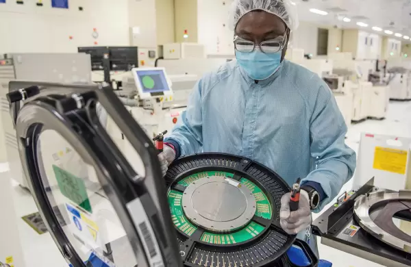 Intel se incendia y el humo contamina a toda la industria