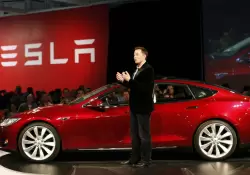 Tesla defraud al mercado y sus acciones se desplomaron