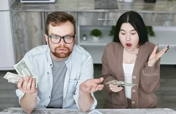 Por qué los "valores financieros" de una pareja deben discutirse adecuadamente