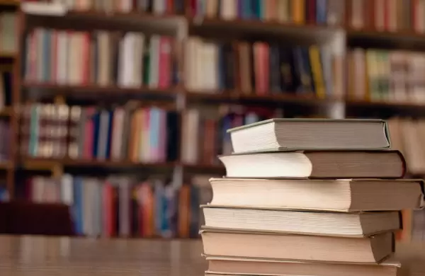 La biblioteca del emprendedor: 7 libros que hay que leer para transformar el negocio