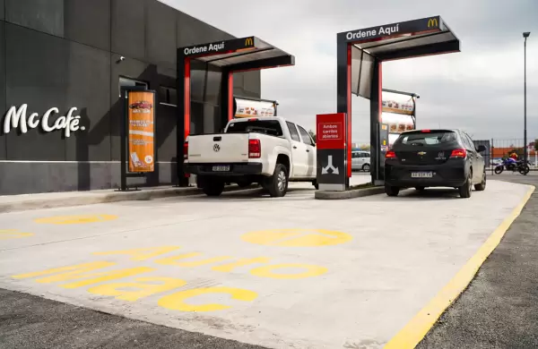 La digitalizacin del fast food, a 35 aos de su llegada a la Argentina