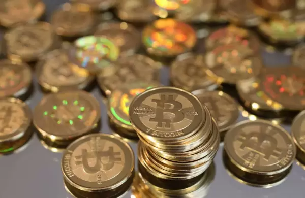 La Fed de EE.UU. estaría por demoler las criptomonedas: ¿es momento de vender?