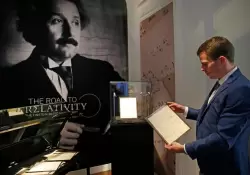 La millonaria cifra que pagaron por el manuscrito de Einstein sobre la Teora de la Relatividad