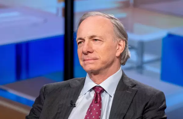 El polémico magnate Ray Dalio pronosticó una devastadora caída bursátil