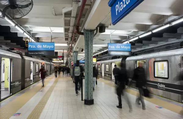 Un nuevo paro escalonado afecta a todas las líneas del subte