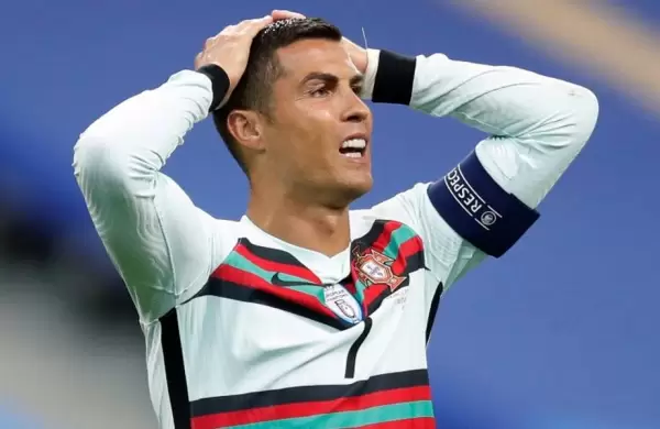 Cristiano Ronaldo en llamas por el sptimo Baln de Oro de Lionel Messi