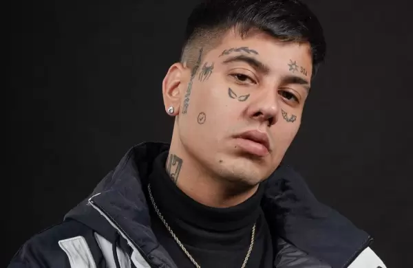 Los tres artistas argentinos más escuchados durante 2021 en Spotify y cuánto ganarían en la plataforma