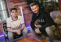 Es argentino, le dicen "el Messi del FIFA" y competir para el equipo de David Beckham