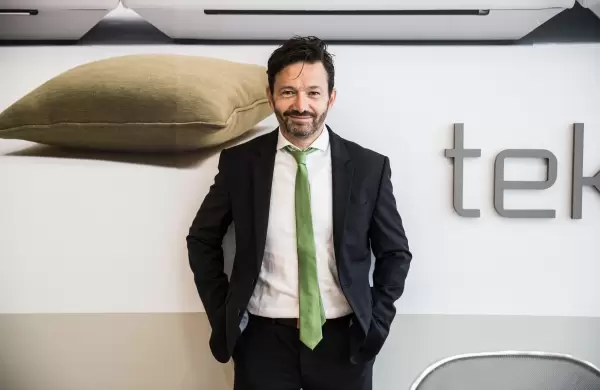 Particip en la Guerra del Golfo, volvi y cre una firma de mobiliarios que factura $ 2.000 millones