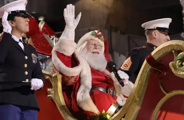 Escasean los 'Papa Noel': el insólito problema que vive EE.UU y por qué hay más de mil puestos vacantes
