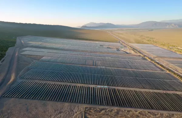 Genneia emite dos bonos verdes para financiar un nuevo proyecto renovable