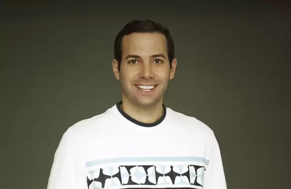 Trabajó con Paris Hilton, Daddy Yankee y es conocido como el gurú de la publicidad: la historia de Ralph Beer