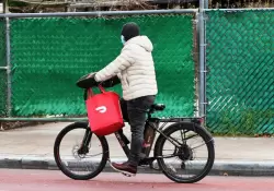 Qu es DoorDash y por qu invertir en ella es una oportunidad nica