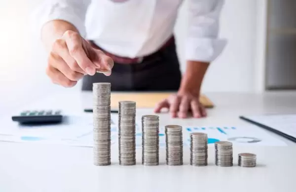 Una familia argentina destina la mitad de sus ingresos a pagar impuestos