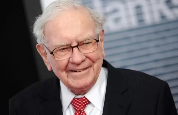 Warren Buffett invirtió US$ 1.000 millones en Nubank en el último trimestre de 2021