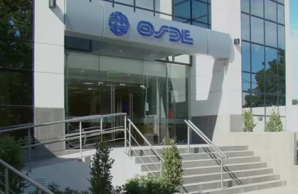 La odisea de contactarse con OSDE: crece el descontento en las redes sociales por la demora en la atencin