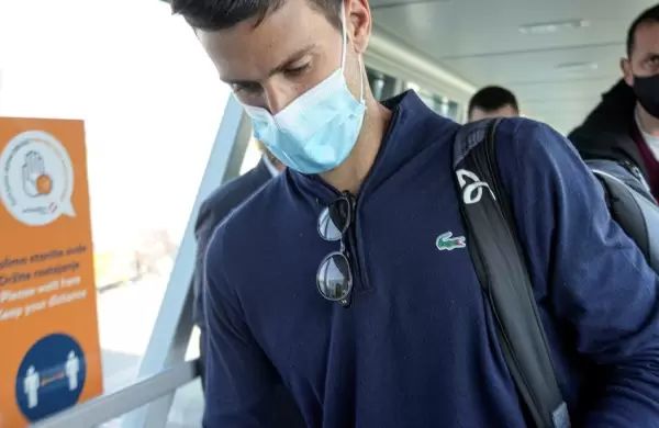 Cmo el "Djokovic Gate" da a Lacoste como marca