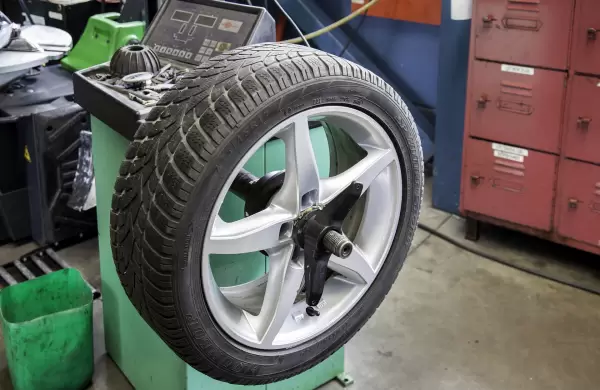 Así es la maniobra que usó una empresa vinculada con Pirelli para importar y que le costó 20 millones de dólares
