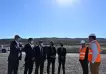 Manzur y Uñac visitaron la construcción de un parque solar de Genneia que generará energía renovable en San Juan