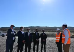 Manzur y Uac visitaron la construccin de un parque solar de Genneia que generar energa renovable en San Juan