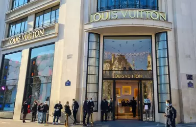 La marca Louis Vuitton se vuelve aún más exclusiva y Wall Street