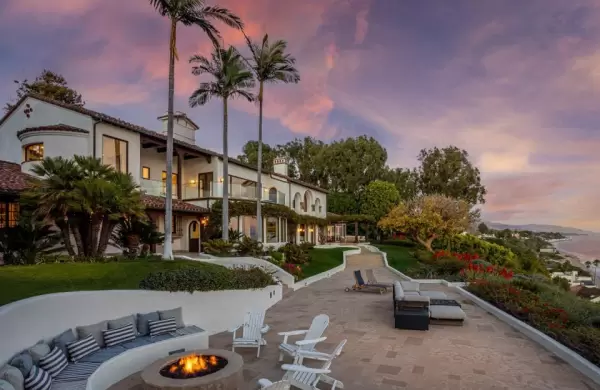 Cmo es por dentro la mega mansin de Malib que sale 125 millones de dlares