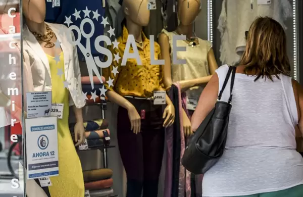 La odisea de encontrar ropa en la Argentina: un problema que la Ley de Talles an no resuelve