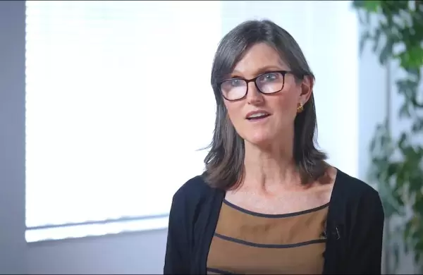 La gur financiera Cathie Wood dice dnde invertir en medio del conflicto en Ucrania