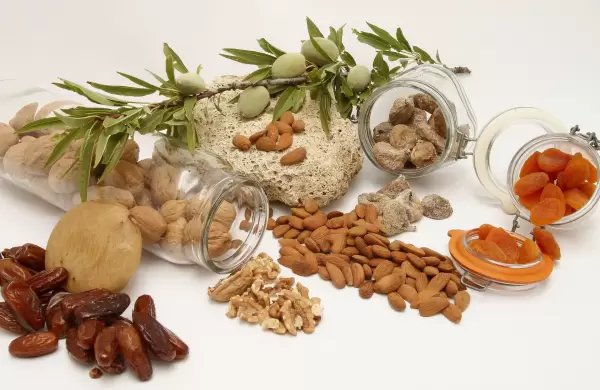 Cuáles son los frutos secos considerados como el nuevo 'viagra' natural