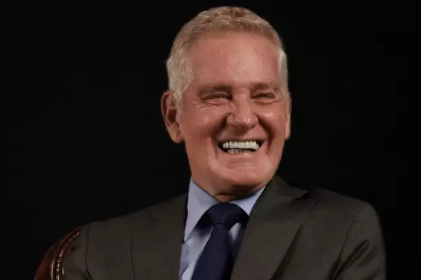 Se acelera la venta de Carrefour y de Narvez pica en punta