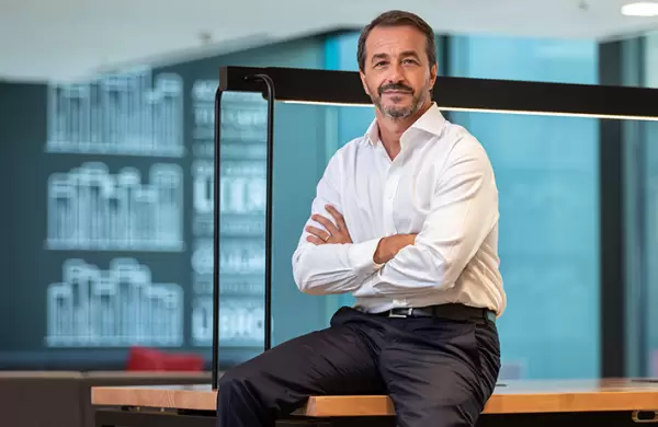 Alejandro Butti, CEO y Country Head de Santander Argentina: "Tenemos que volver al crculo virtuoso del ahorro, el crdito y la inversi