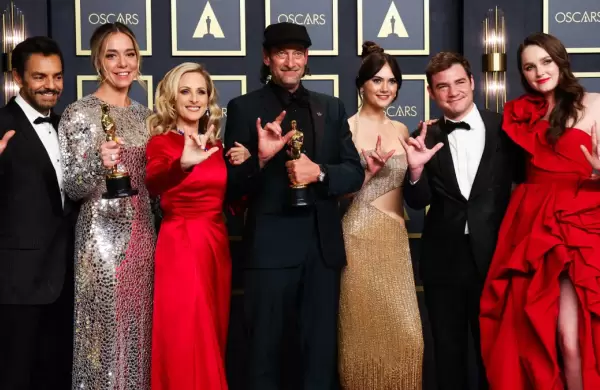 CODA gana como Mejor Película en una extraña gala de los Oscar marcada por la trompada de Will Smith