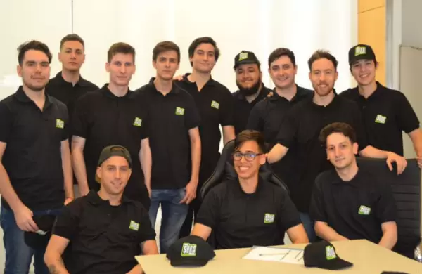 Ganar dinero jugando al Axie Infinity: una empresa argentina tiene más de mil becados reclutados con IA