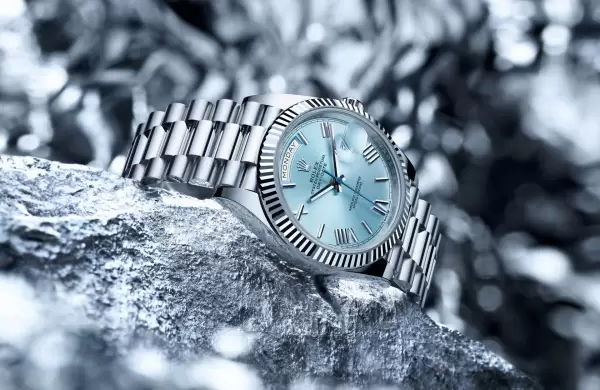Un cono que se renueva: Rolex presenta el nuevo Oyster Perpetual Day-Date 40 realizado en platino 950