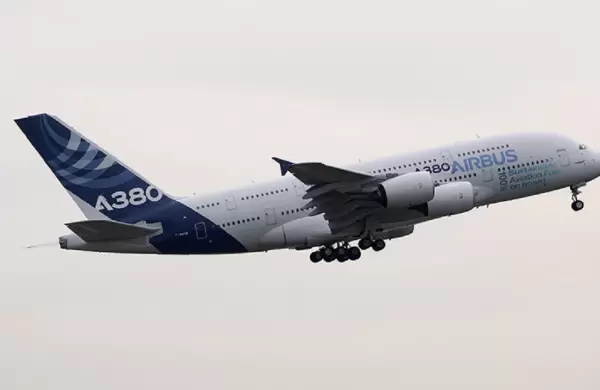 Airbus hace volar su avión de dos pisos usando combustible fabricado con aceite de cocina