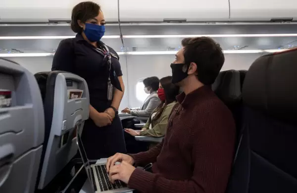 Guía para viajeros: cuáles son los vuelos a Estados Unidos que ya no obligan a usar barbijo