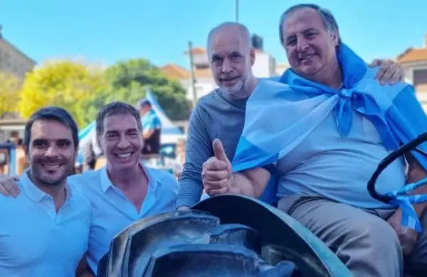 La oposición se subió al "tractorazo" del campo