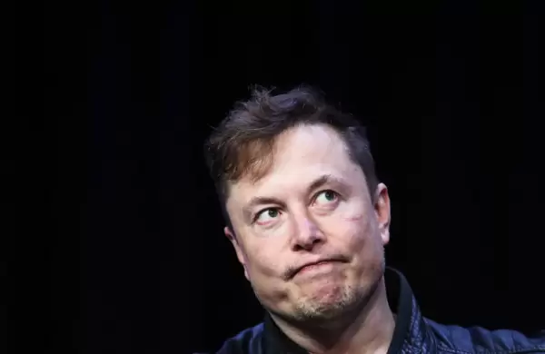 Elon Musk compró Twitter y ya acumula problemas