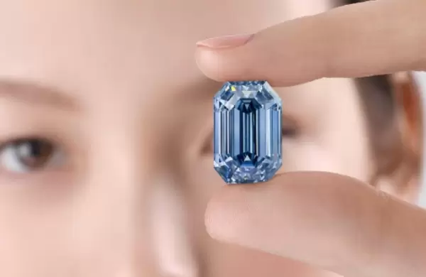 El diamante azul vvido ms grande del mundo se vendi por US$ 57,5 millones