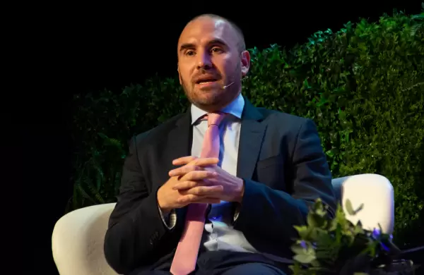 Martn Guzmn le contest a Massa, que pidi actualizar el piso del Impuesto a las Ganancias en junio